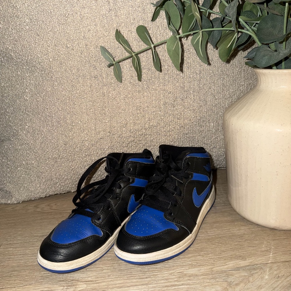 Nike Kids Sneakers Black and Blue